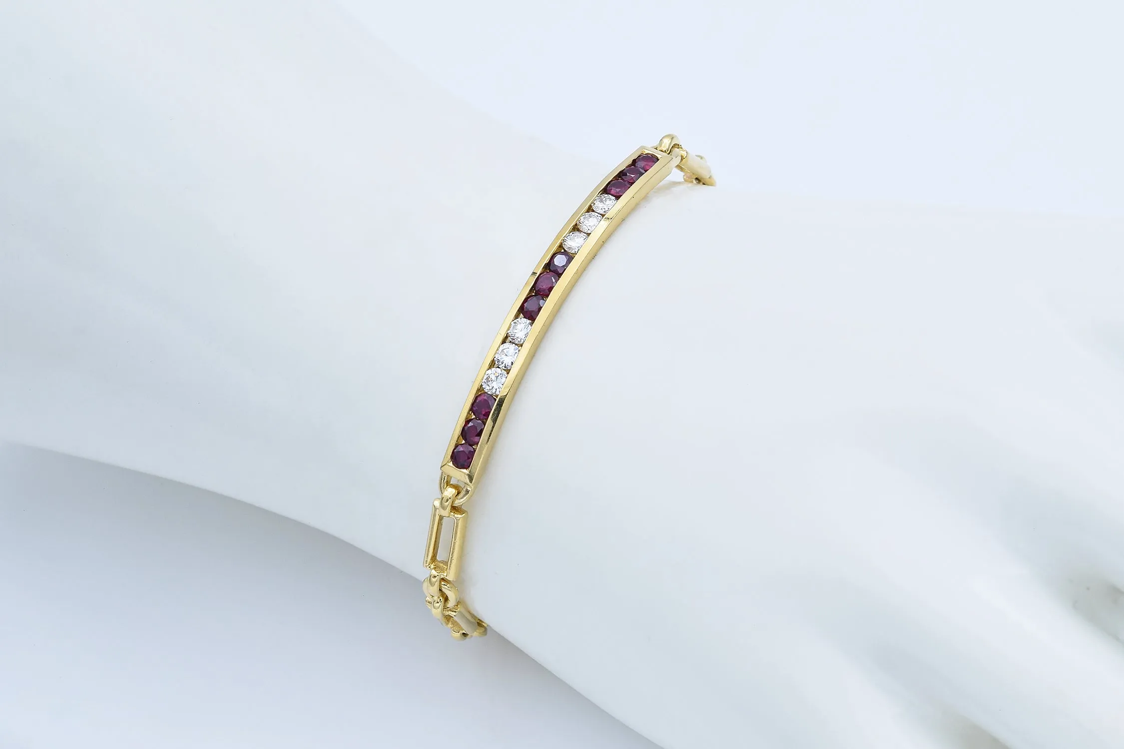 Estate 18K Yellow Gold Ruby & 0.48 TCW Diamond Tennis Bracelet