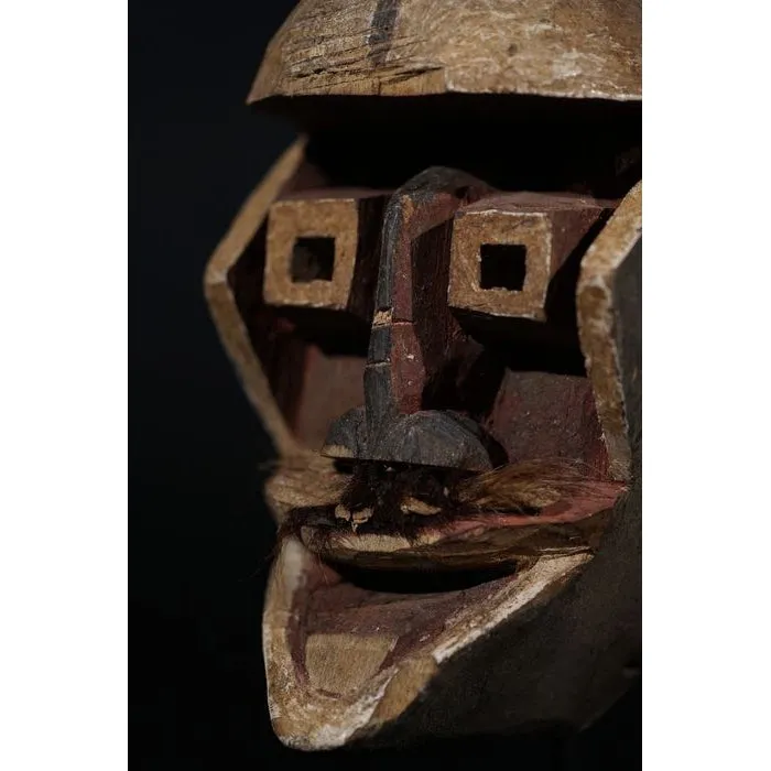 Kran Monkey Mask, Cte d'Ivoire / Liberia #817