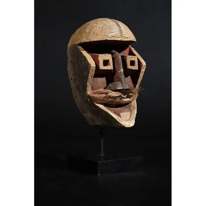 Kran Monkey Mask, Cte d'Ivoire / Liberia #817