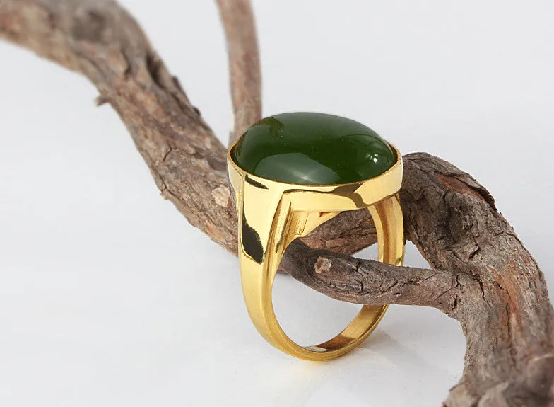 Men's Ring with Green Agate Stone in 14k Yellow Gold