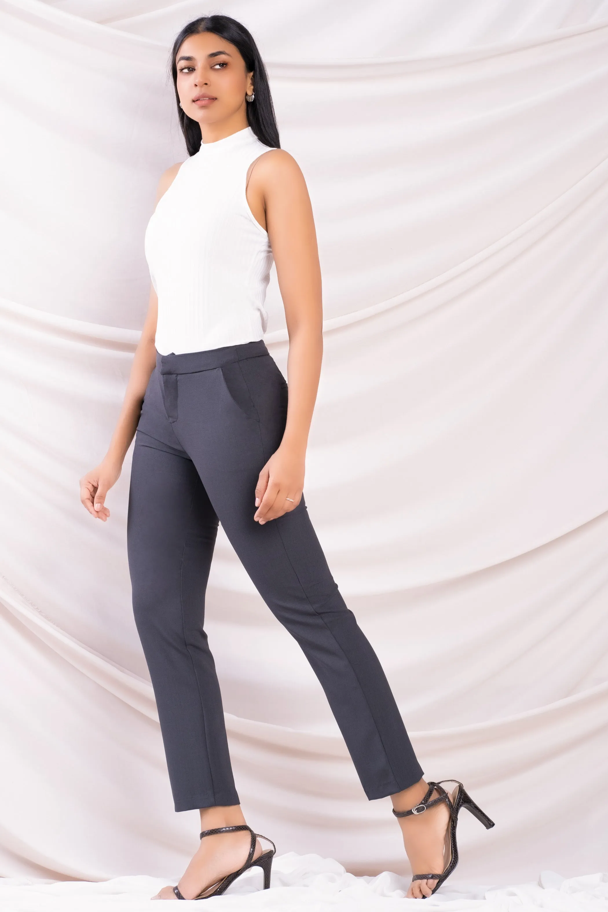 Slim Fit Front Hook Pant