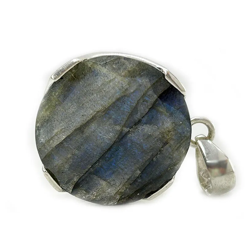 Stella Labradorite Round Bohemian Pendant