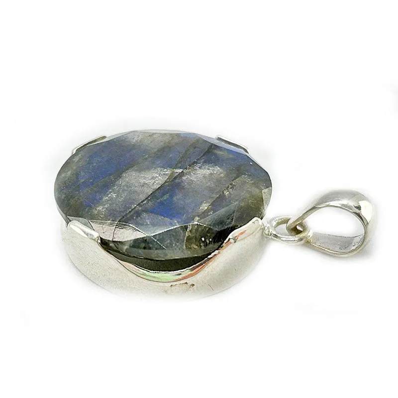 Stella Labradorite Round Bohemian Pendant