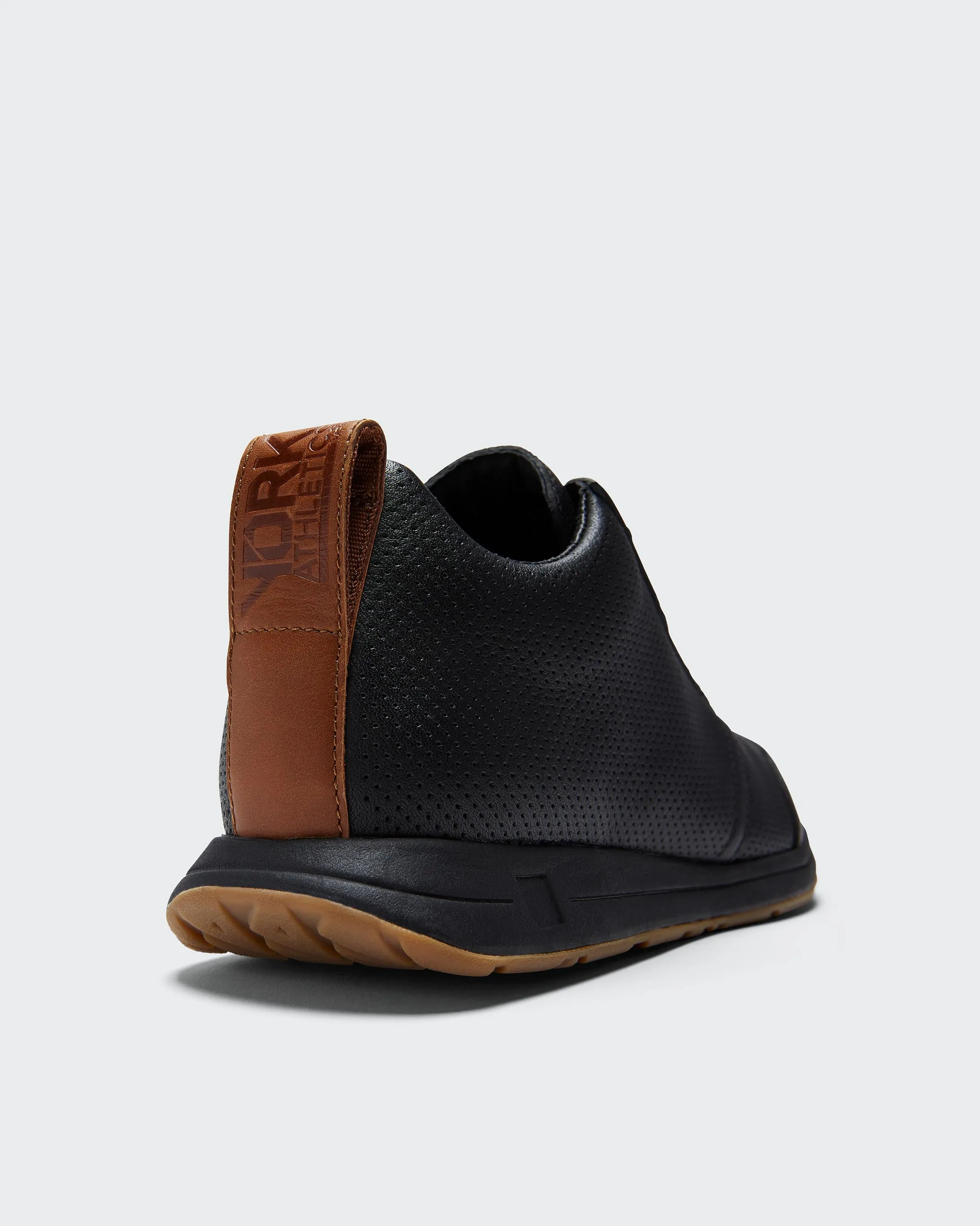 The Henry Mid Trainer / Leather / Black