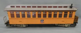 Union Pacific Overland 852 Car with Working Interior Lights