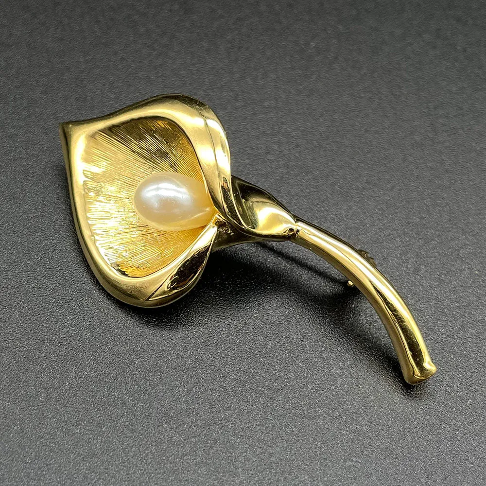 【USA輸入】 ヴィンテージ NAPIER カラーリリー パール ブローチ/Vintage NAPIER Calla Lily Pearl Brooch