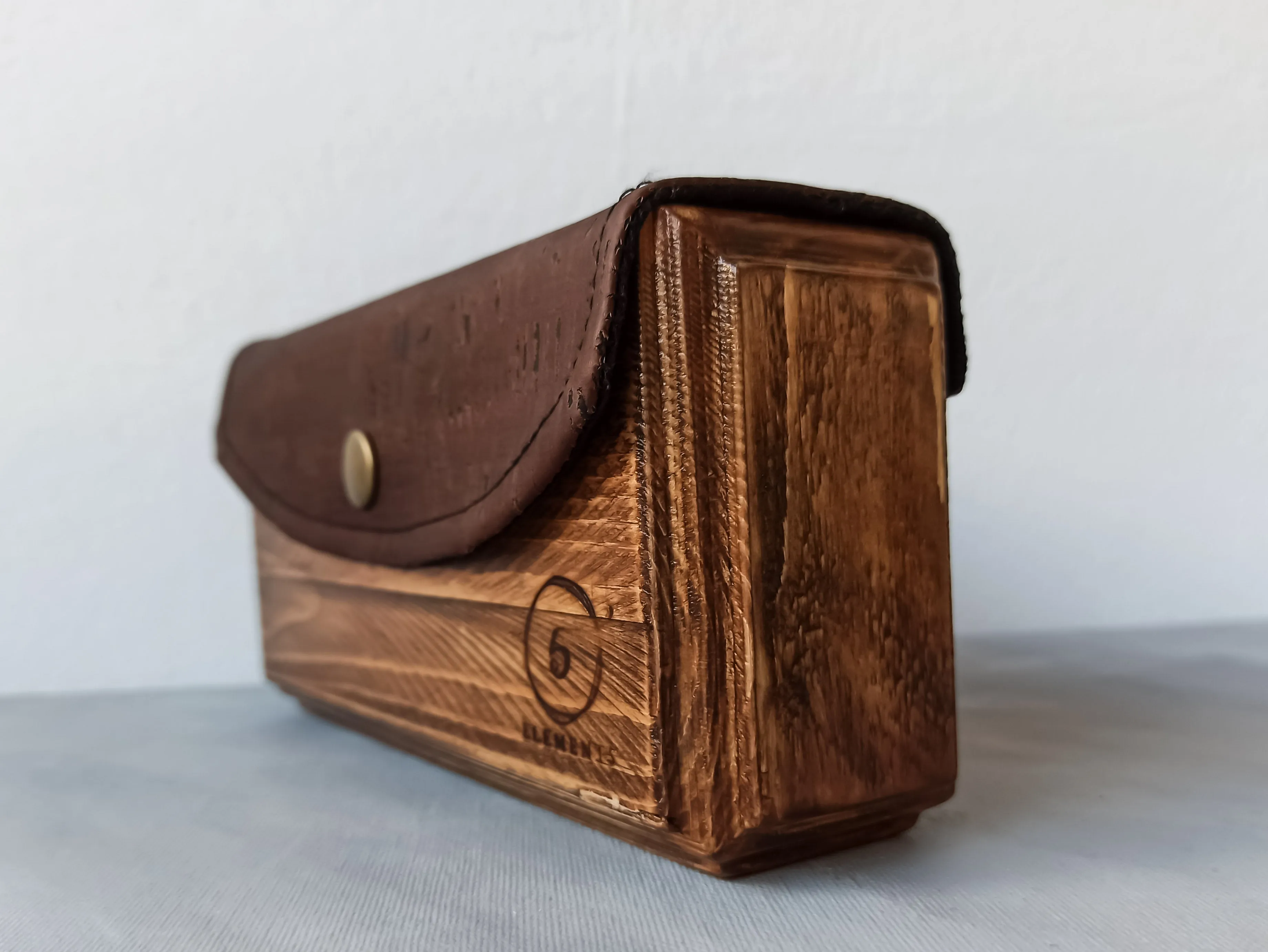 Wooden handmade clutch bag with brown cork leather - Eco friendly